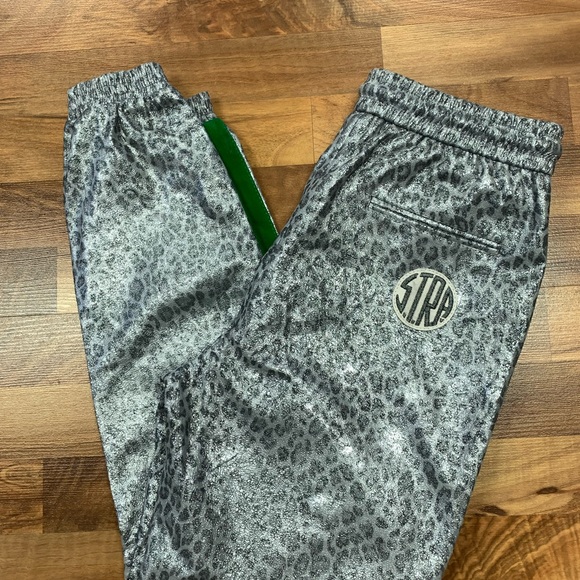 S.T.R.A. Made In Italy NWT Suede M Leopard pants - Picture 5 of 8